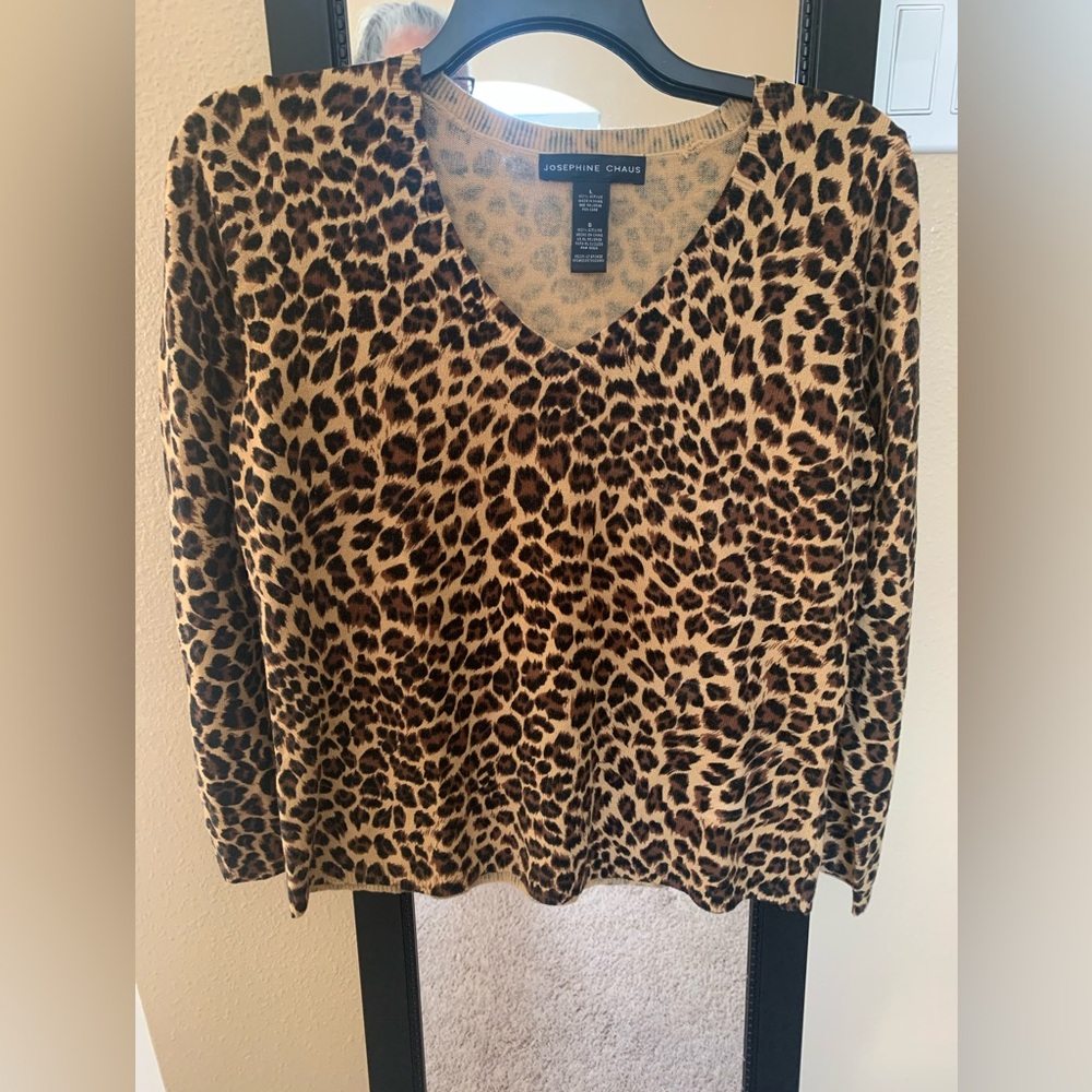 Josephine Chaus Animal Print Long Sleeve Top